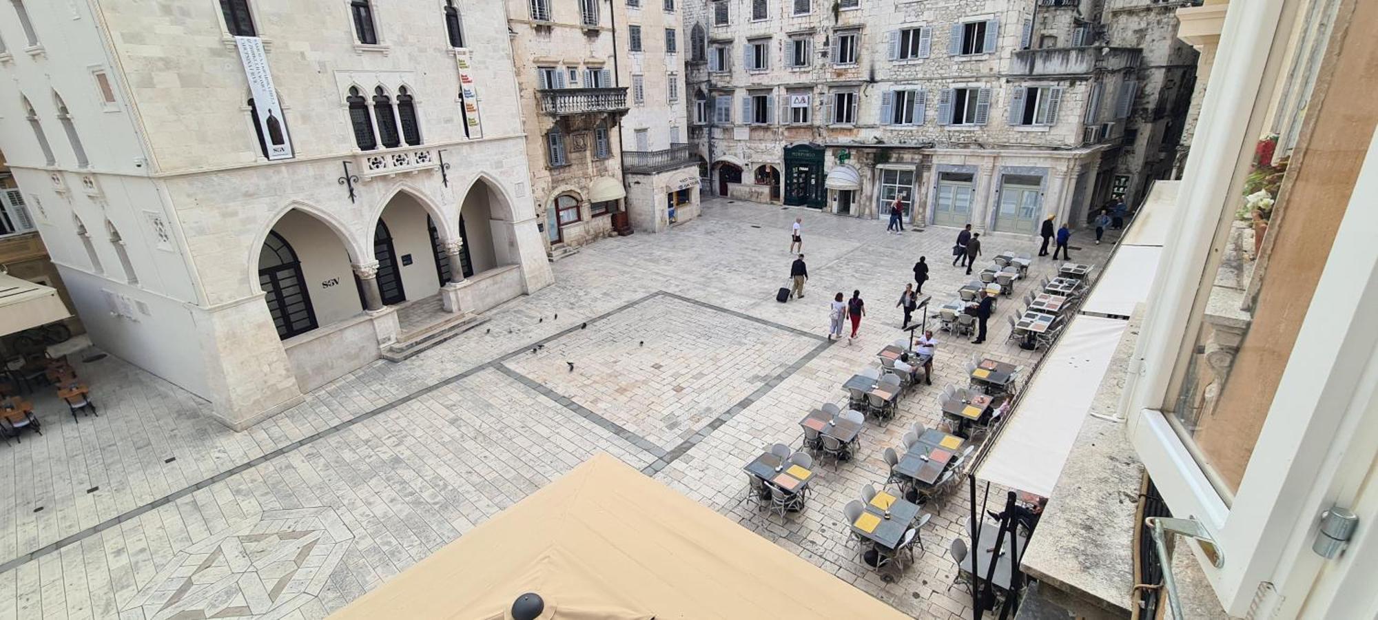 Old Square View Apartment Split Bagian luar foto